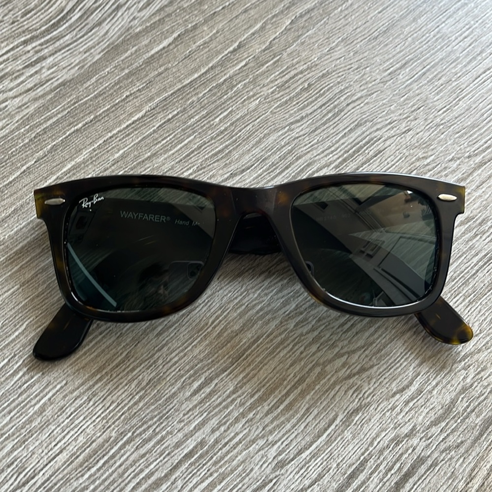 Ray-Ban Classic Brown Wayfarer Sunglasses
